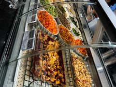 -胖东来生活广场(健康路店)
