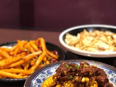 玉米烧排骨-刘胖子家常菜(金色港湾店)