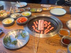 -明洞阿姨·韩式酱蟹烤肉·创意料理(三元桥店)