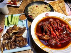 -叶派龙虾•招牌香辣蟹·海鲜(中海国际店)