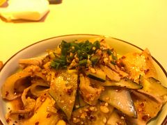 -龙门阵茶屋川菜馆(武康路店)