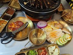 -胡悦里韩式烤肉(芝罘万达广场店)