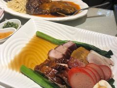 -香港新发烧腊茶餐厅(万象店)