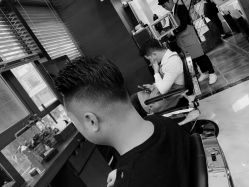 -尼特斯男士发型馆