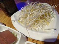 -小小河边鱼(天润城店)