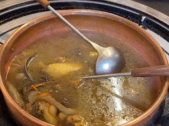 -阿山卓·野生菌火锅·纳西火塘烤肉