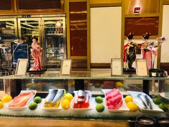 -大中华希尔顿酒店-念自助餐·嗨啤·小龙虾