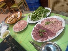 -华哥新鲜猪精品美食