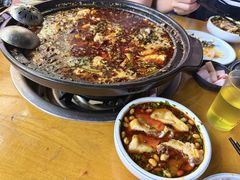 -小饕荟雅安贡椒鱼鲜馆(广福桥店)