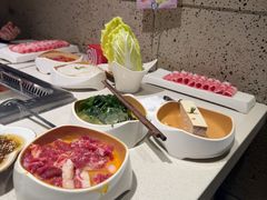 -海底捞火锅鲜切牛肉主题店(长寿路店)