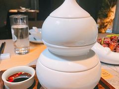 -穹六人间 people 6(岳阳路店)