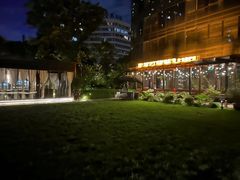 -九月里.自由花园餐厅