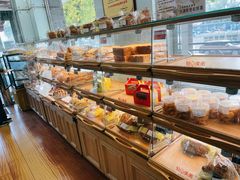 面包甜点陈列柜-新侨三宝乐面包店(崇文门店)