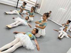 -快乐琴弦音乐舞蹈艺术教育中心(马连道校区)