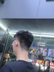 -藤野造型专业烫染接发