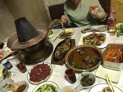 -羊家胡同·龙虾烧烤火锅(龙汇路店)