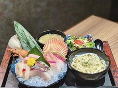 -家贺屋刺身寿司专门店
