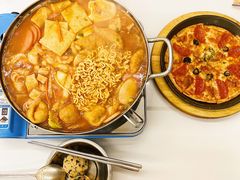 韩式鸡肉火锅-欧巴来了韩式料理