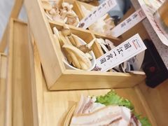 -阿婆情腊排骨火锅(金虹路店)