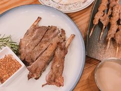 买苏拉提烤羊排-塔哈尔·新疆盛宴(城西银泰店)