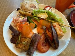 -怡咖啡海鲜自助餐厅(浦东香格里拉店)