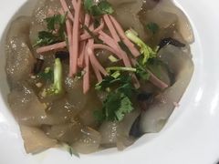 -屯老二农家铁锅炖·行业领军者(梅江店)