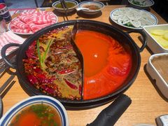-三个四川人火锅(华联商厦店)