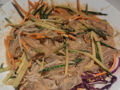 -关东小磨东北菜(漕河泾印象城店)