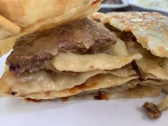 三皮两馅肉饼-北京清真房记小吃店