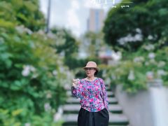 -UNI UNI(环亚凯瑟琳店)