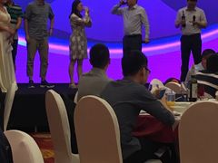 -上海龙之梦万丽酒店