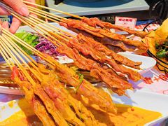 -威记烧嘢·南宁烧烤·超级生牛(绿地店)