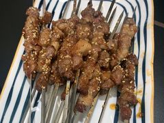 -许哥东北烧烤·铁丳烤串·宫后夹肉(繁花中心店)