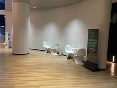 -涨巢·潮玩水疗局