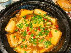 砂锅嫩豆腐-费大厨辣椒炒肉(通州万达店)