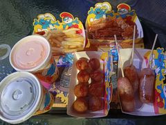 -蓝精灵乐园·世茂精灵之城主题乐园