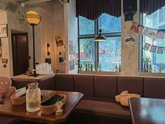 -mordew加州日记西餐&小酒馆(新天地店)