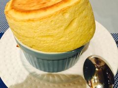 -香格里拉鱼跃地中海西餐厅·牛排披萨