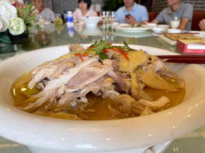 新灿记大酒楼-"[薄荷]环境:在这一带来说装修风格是很有.