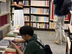 -先锋书店(五台山总店)