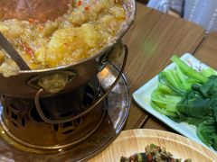 -蜗牛小馆醉乡民谣云南菜(惠新西里店)