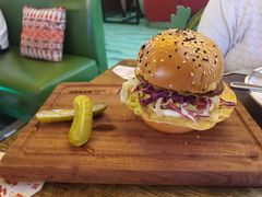 墨西哥香辣牛肉汉堡-Famous肥猫墨西哥音乐餐吧(五棵松华熙LIVE店)