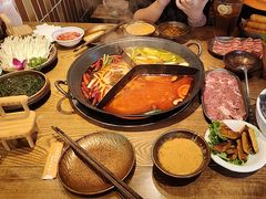 -巴卤社老火锅(财富店)