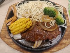 铁板黑椒牛扒意粉-佰搭果·广式茶餐厅(西华路店)