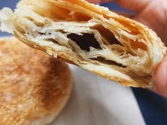 黑芝麻酥饼-朱记小郑酥烧饼(建康路店)