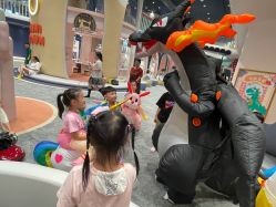 -奈尔宝·儿童乐园·亲子餐厅(鄞州万达店)