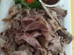 夹骨肉-鹤上俤杠面店
