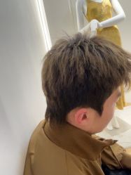 -镁连社·美联社