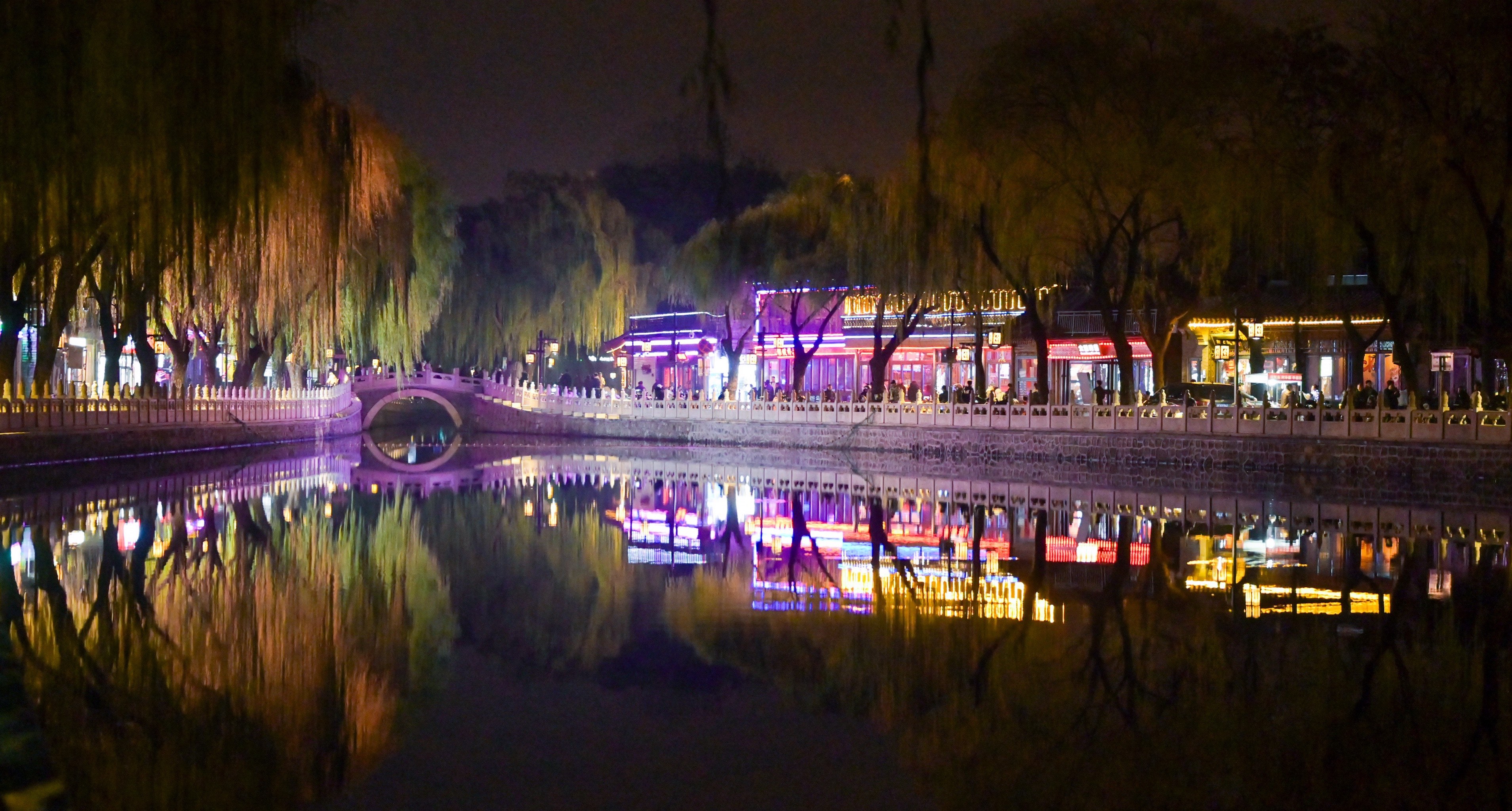 三亚后海夜景图片