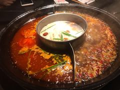 -渝涯重庆豆花老火锅(中赢国际店)